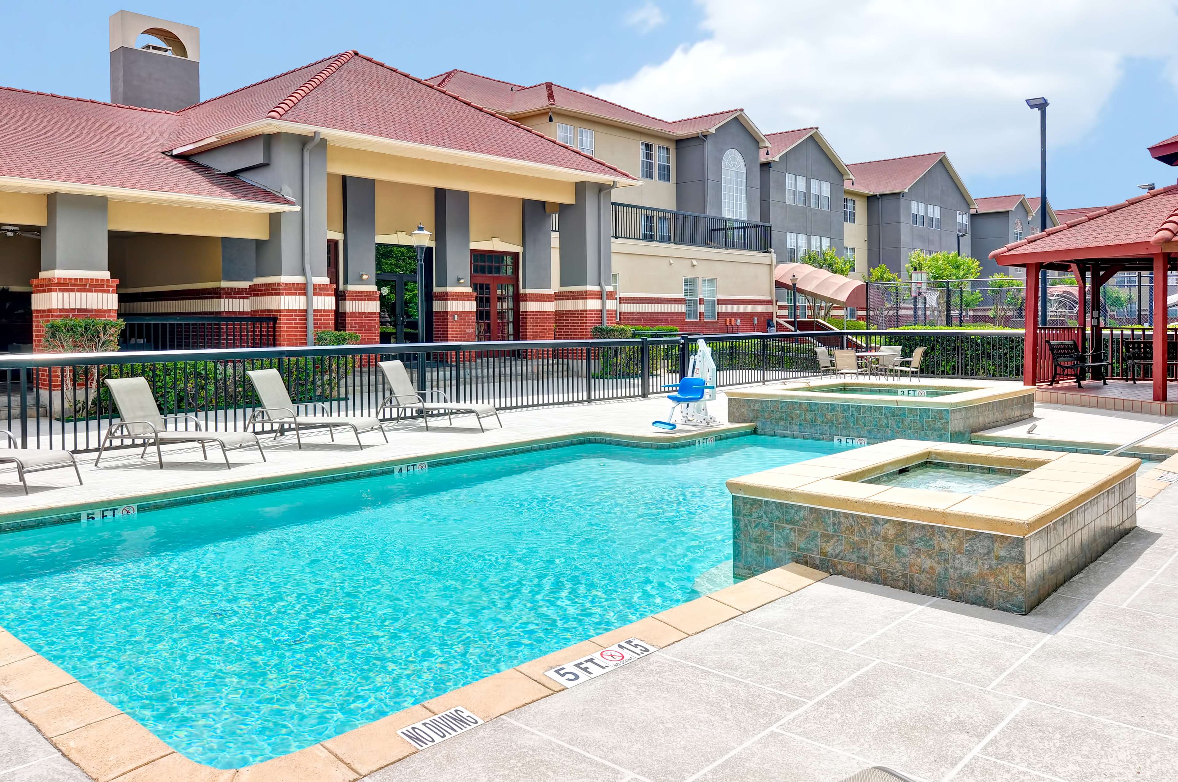 Homewood Suites by Hilton Longview - photo 10