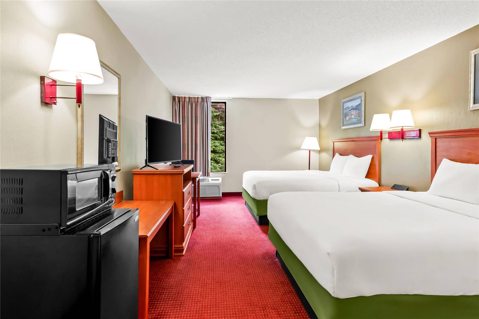 Econo Lodge Mt Hope Beckley North - photo 15