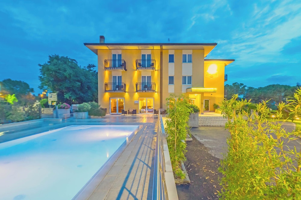 Nuova Barcaccia in Peschiera Del Garda, Italy