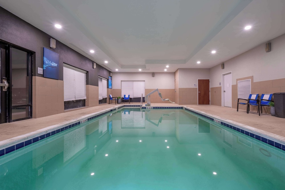 Hampton Inn Dahlgren - photo 31