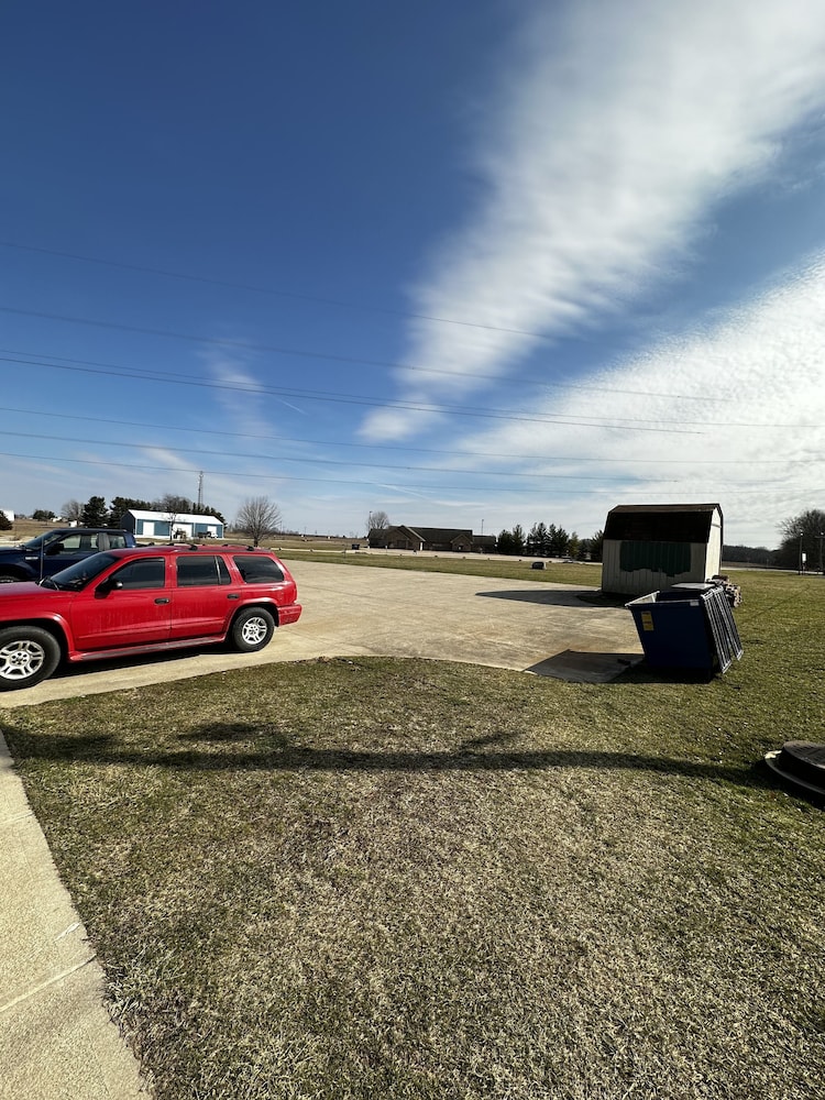 Attica Inn - photo 48