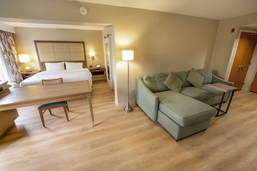 Hampton Inn Jacksonville South I 95 at JTB - photo 4