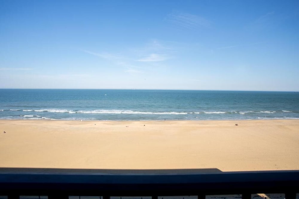 The Barclay Towers Resort Hotel - photo 26