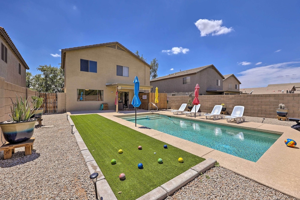 Updated Maricopa Retreat Less Than 2 Miles to Golf — hotel in Maricopa