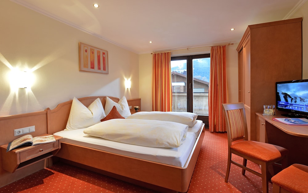 Landhotel Lechner — Kitzbuehel — photo 3