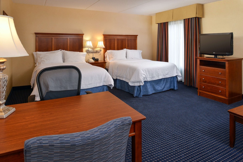 Hampton Inn & Suites Fredericksburg South - photo 26