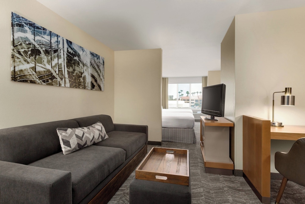 SpringHill Suites Phoenix North - photo 9