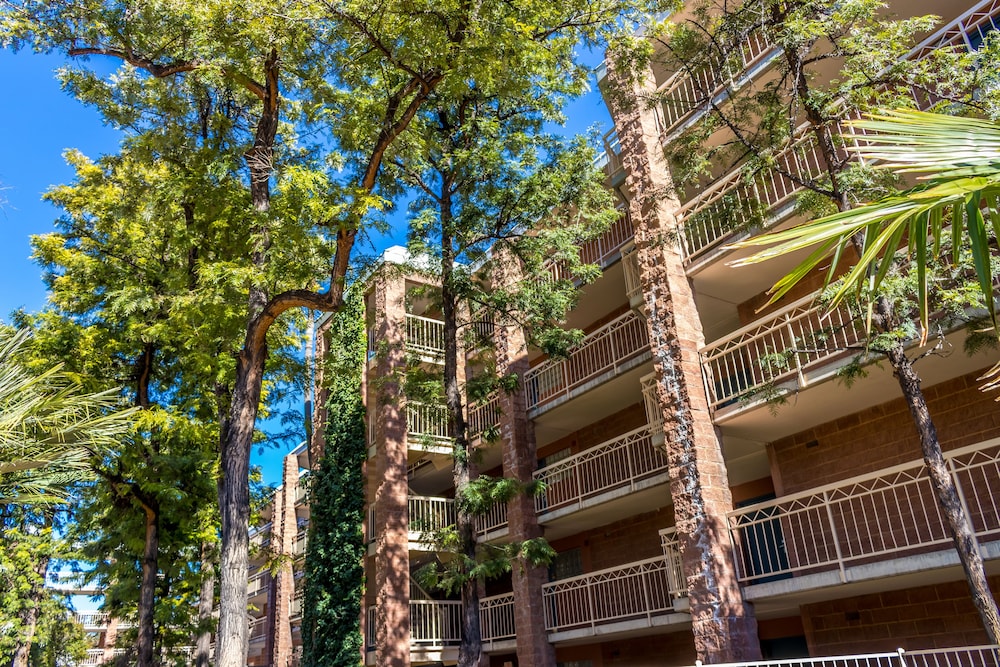 Embassy Suites by Hilton Tucson East - photo 53