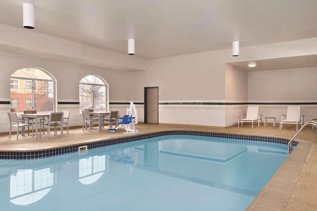 Country Inn & Suites by Radisson Merrillville IN - photo 70