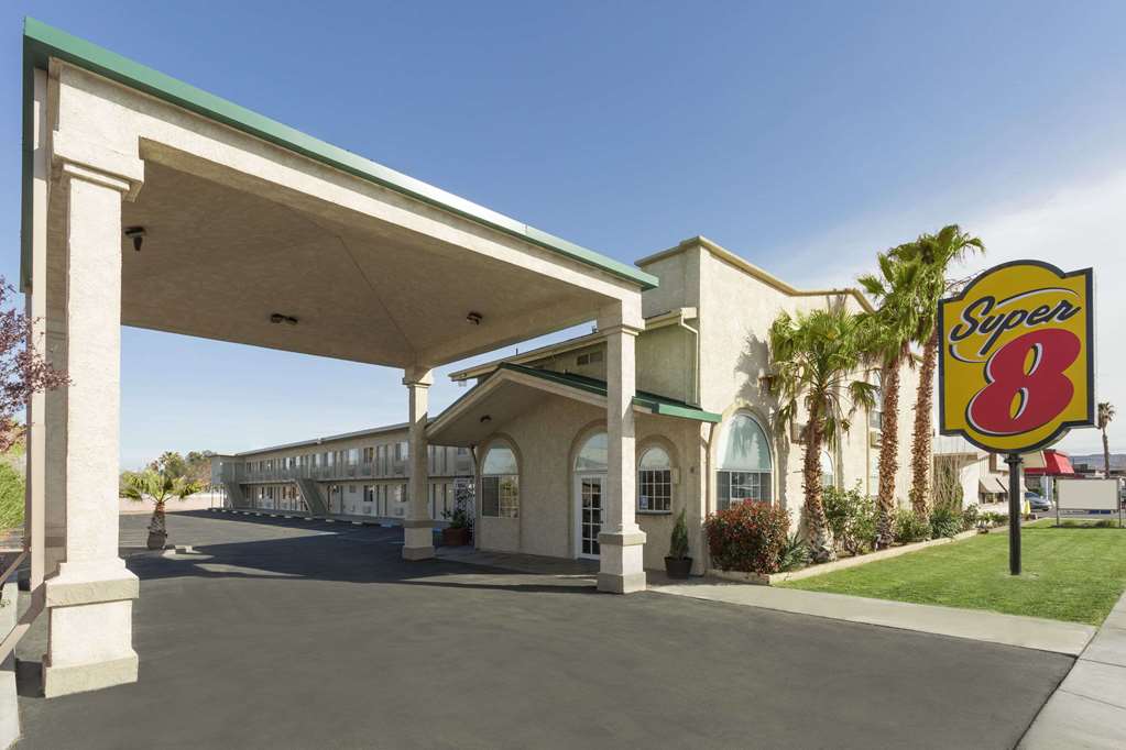 Super 8 by Wyndham Ridgecrest - photo 2