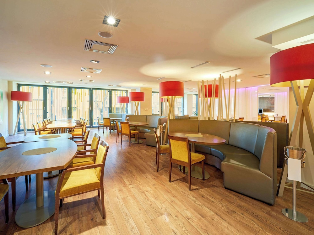 מזון ומשקאות