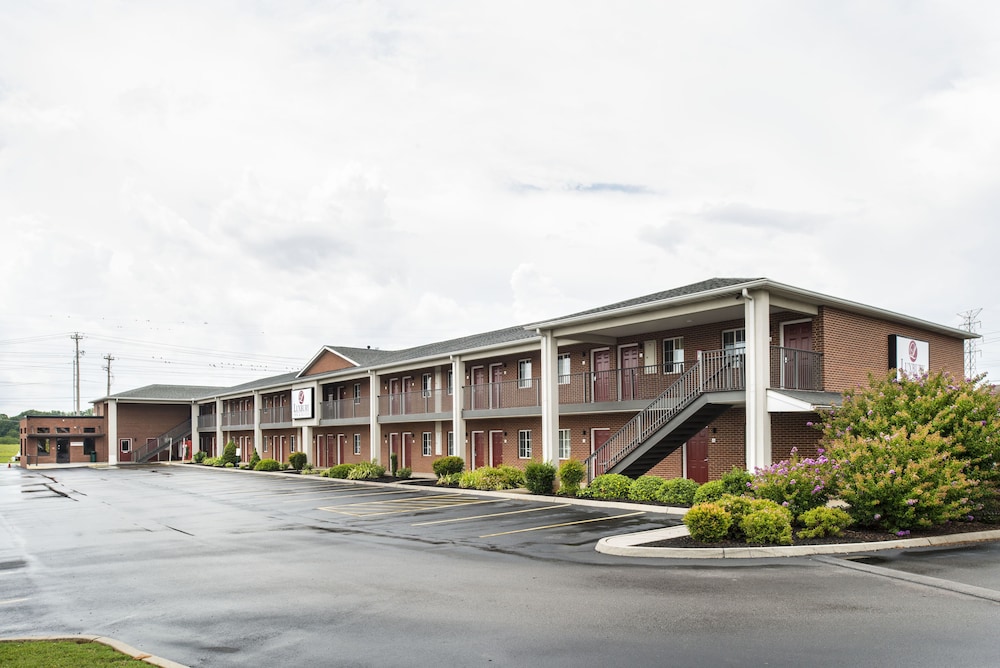 Luxbury Inn & Suites - photo 28