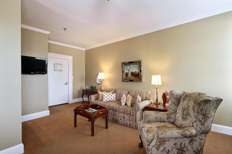 The Presidents Quarters Inn - photo 96