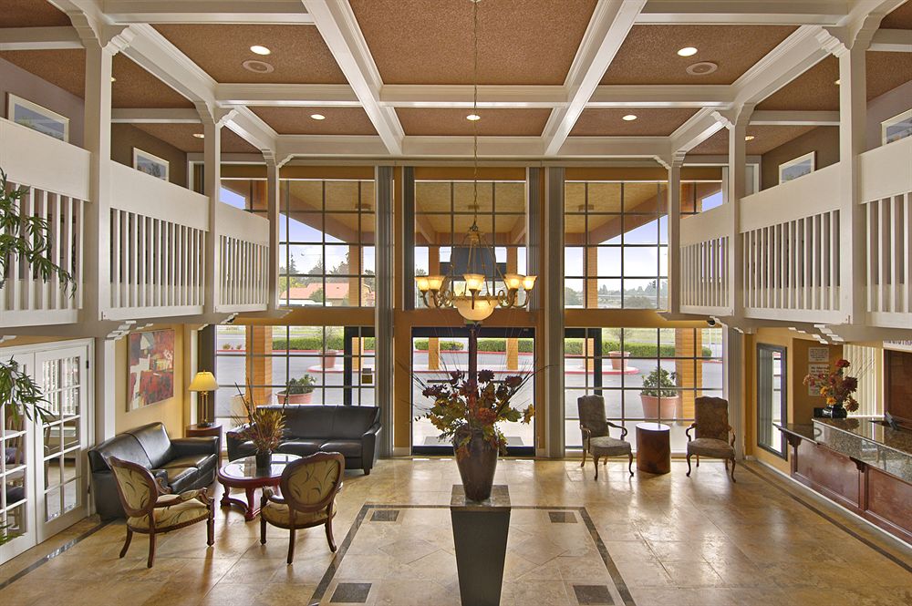 Courtyard Inn Sacramento pet-friendly hotel North Highlands