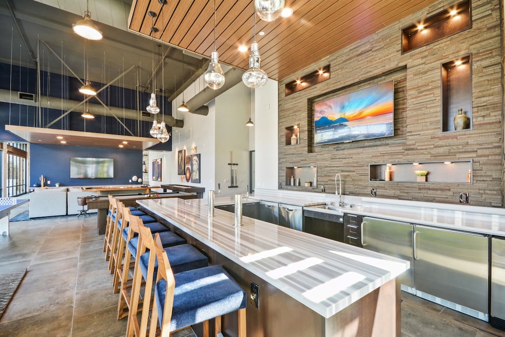 Global Luxury Suites in Menlo Park - photo 62