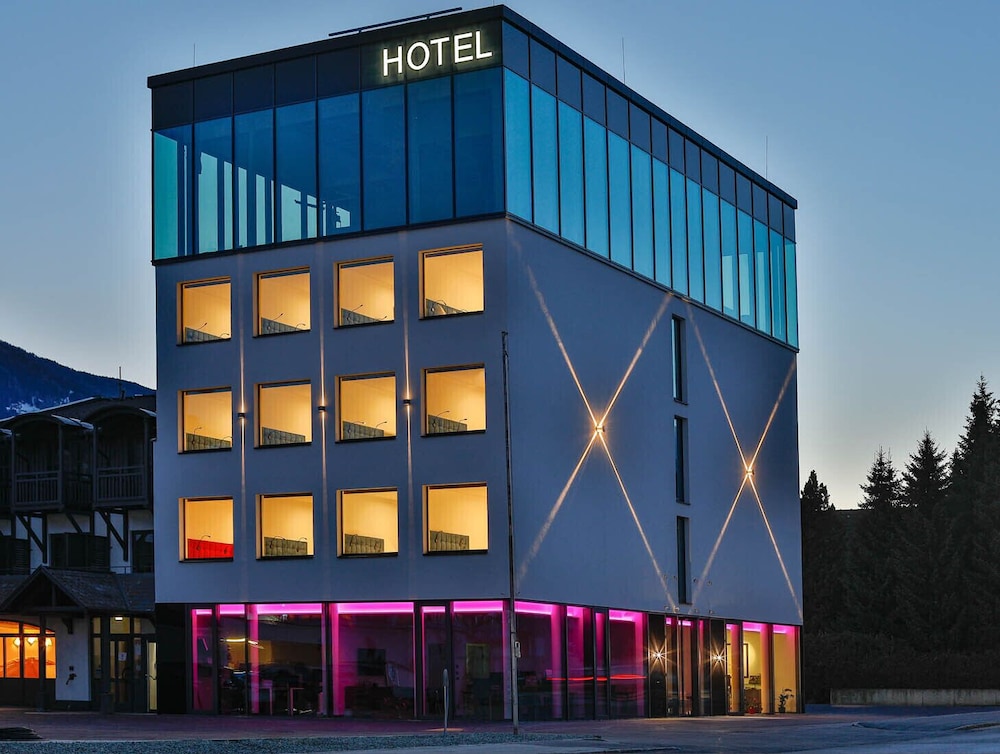On The Way Hotel — Spittal An Der Drau