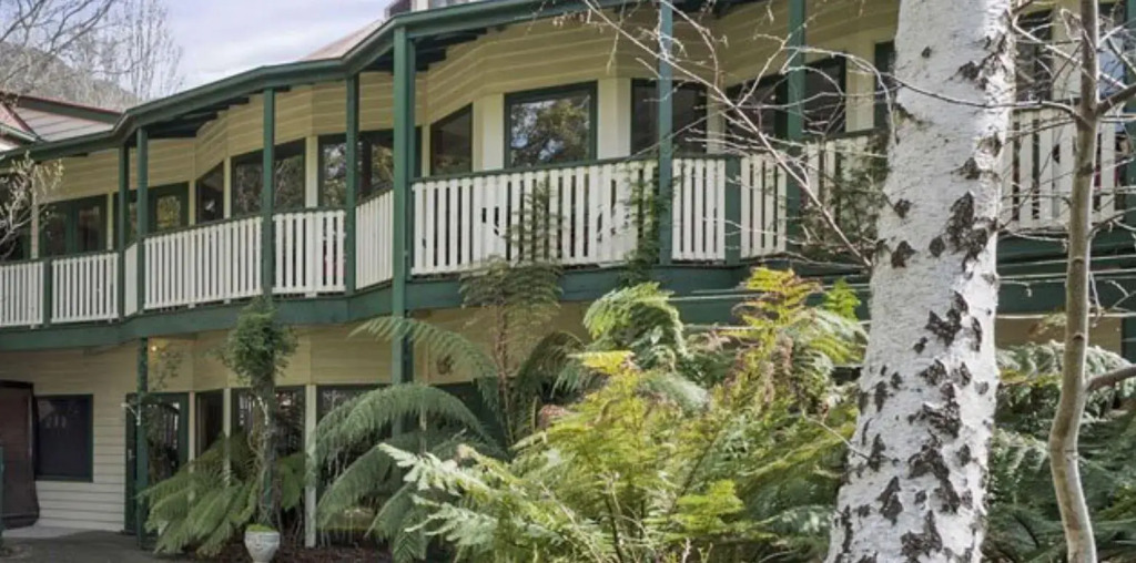 Halls Gap Tavern in Stawell, Australia