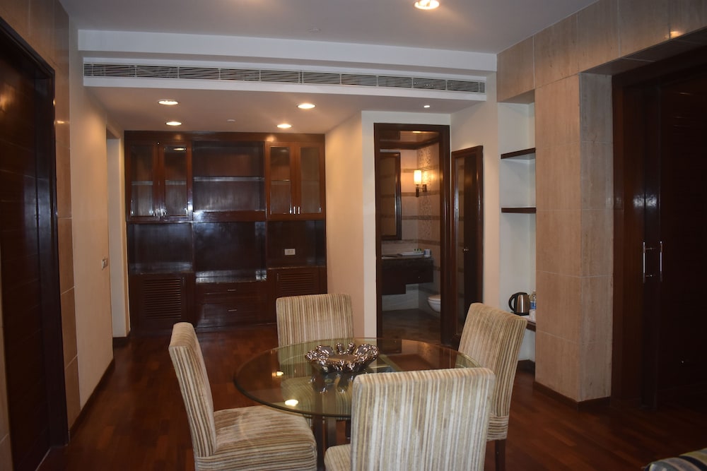 The Ocean Pearl Retreat — 4-Star Luxury Hotel in New Delhi, India