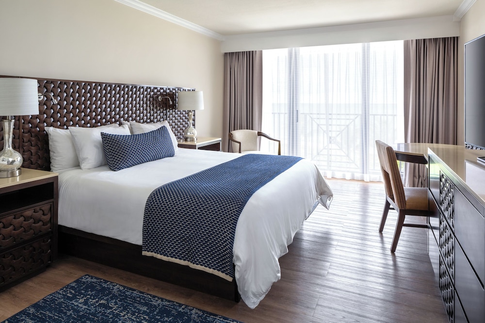 Opal Grand Oceanfront Resort & Spa - photo 35