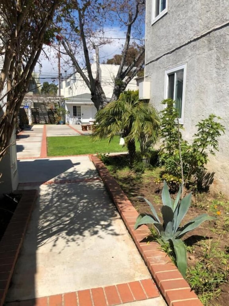 Rest Haven Motel - photo 35