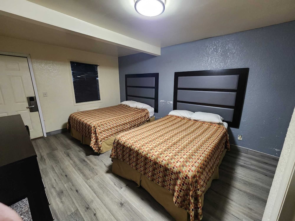 Green Garden Inn - photo 22