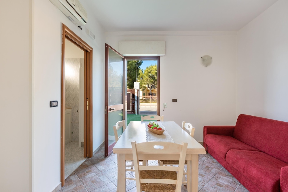 Residence Joy Home — 4-Star Luxury Hotel in Maruggio, Italy