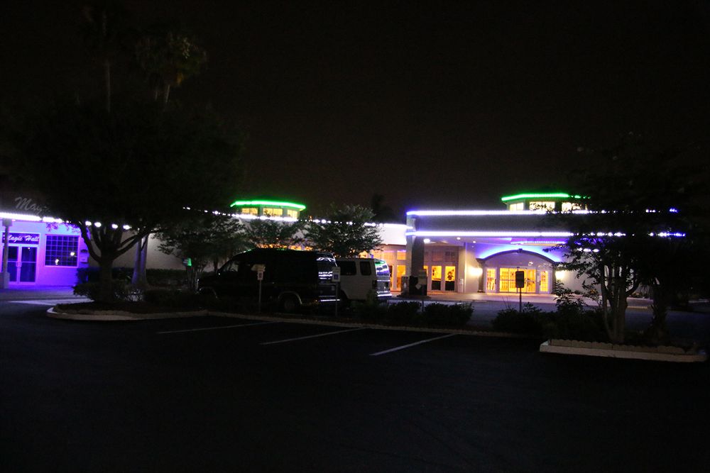 I Drive Grand Resort & Suites - photo 54