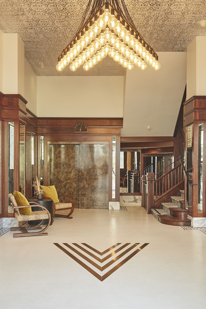 Venice V Hotel - photo 2