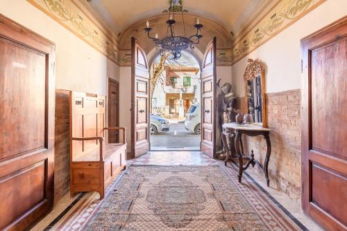 Appartamenti Villa Letizia — 4-Star Luxury Hotel in Foiano Della Chiana, Italy