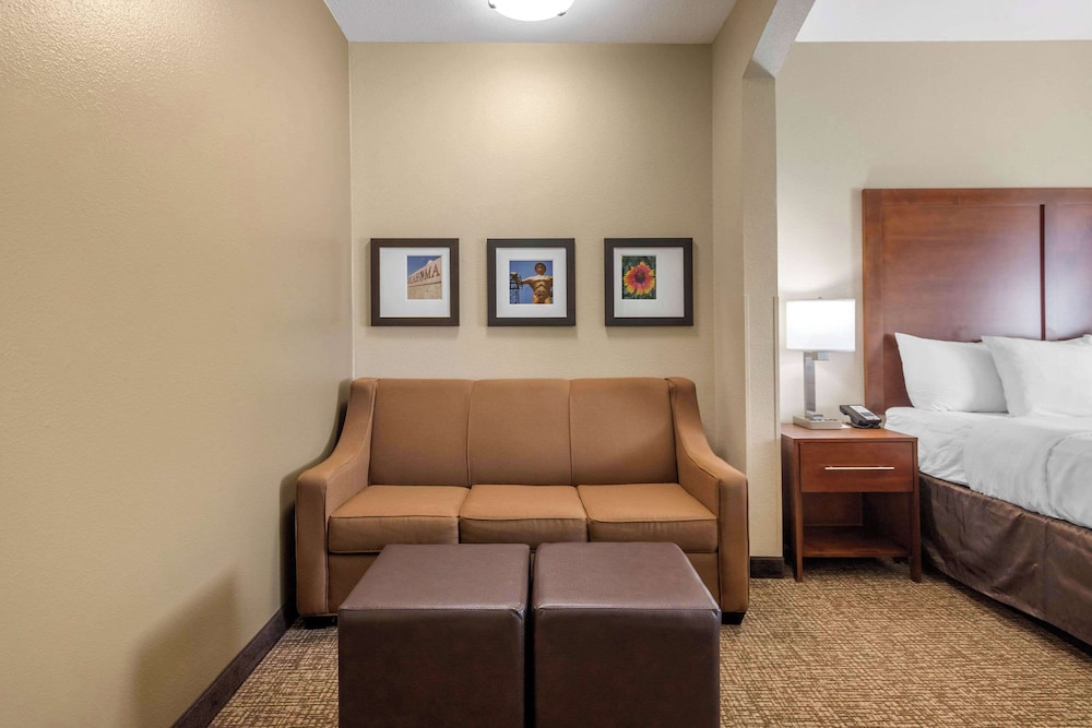 Comfort Inn & Suites Glenpool - photo 28
