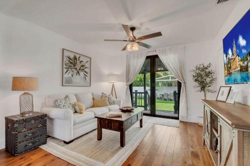 Casa Del Sol Cozy 2br Retreat 10 Mins To Beach — 4-Star Luxury Hotel in Miami, United States