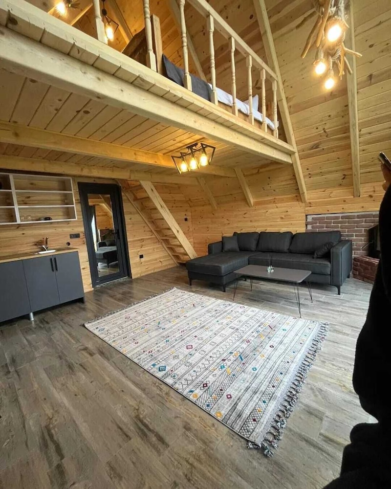 Aron Bungalov - last minute hotel in Camlihemsin
