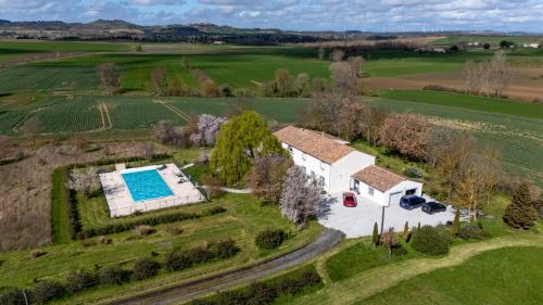 Chez Phil in Unknown City, France