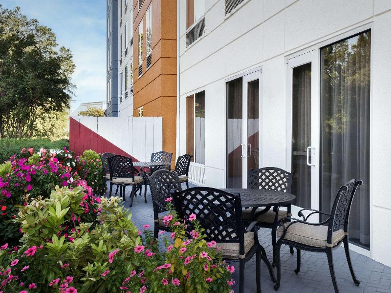 Hilton Garden Inn Tuscaloosa - photo 17