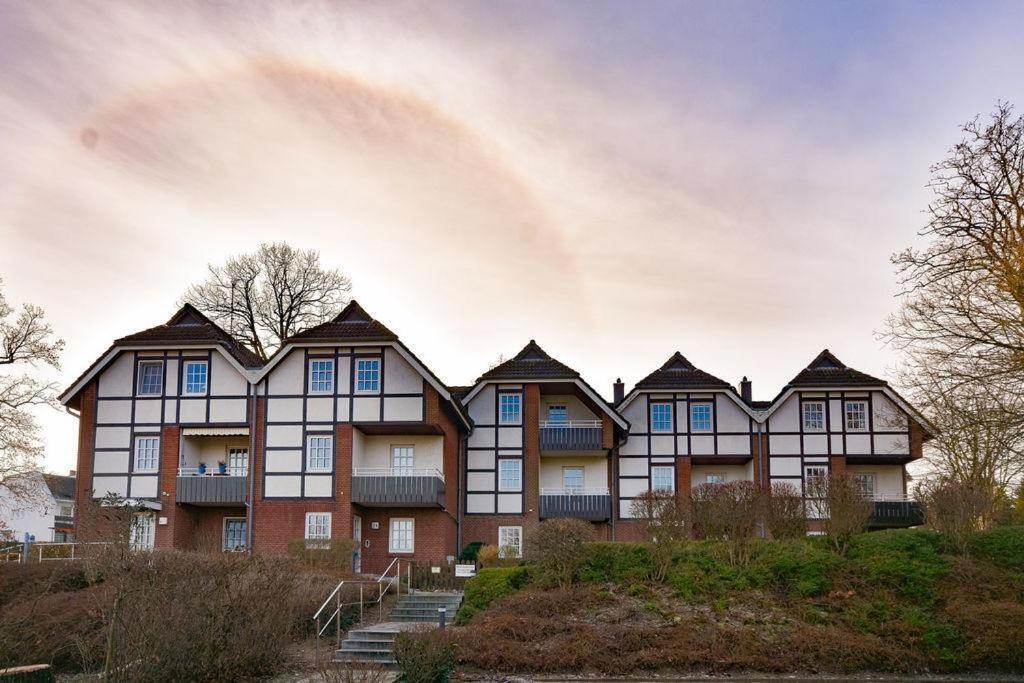 Seepark Lindenallee Wohnung 2f 2 — 4-Star Luxury Hotel in Scharbeutz, Germany