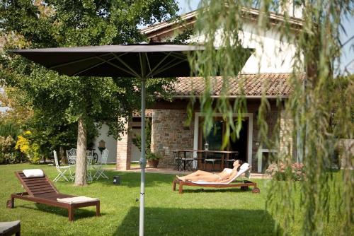 Capriva Del Friuli Casa Roncus — 4-Star Luxury Hotel in Capriva Del Friuli, Italy