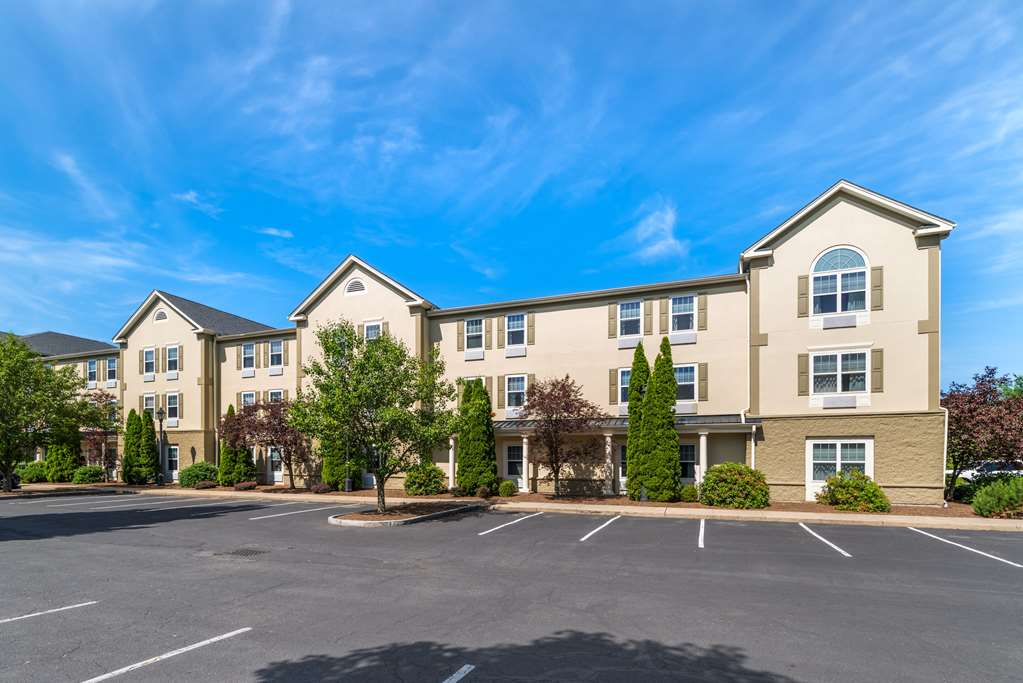 Comfort Inn & Suites Hadley Amherst — hotel in Hadley