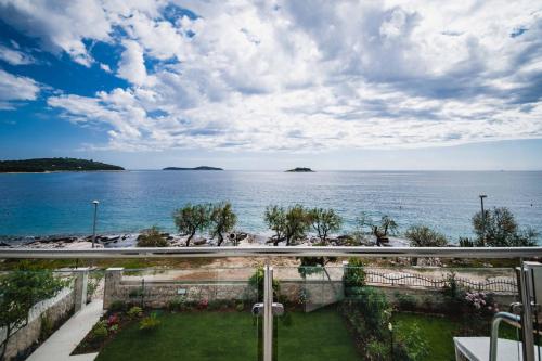 Villa Mario Rogoznica — 4-Star Luxury Hotel in Rogoznica, Croatia