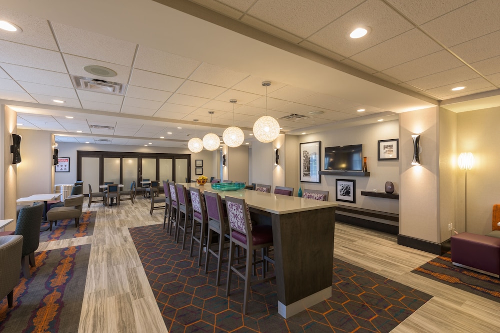 Hampton Inn Buffalo Hamburg - photo 3