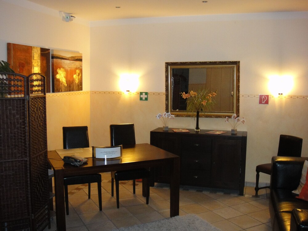 Parkresidenz Hotel Garni — Bad Abbach — photo 4