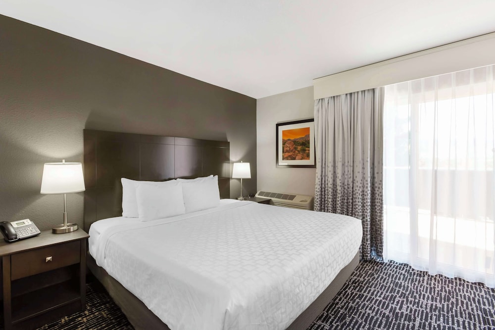 Best Western Plus Sun Canyon - photo 8