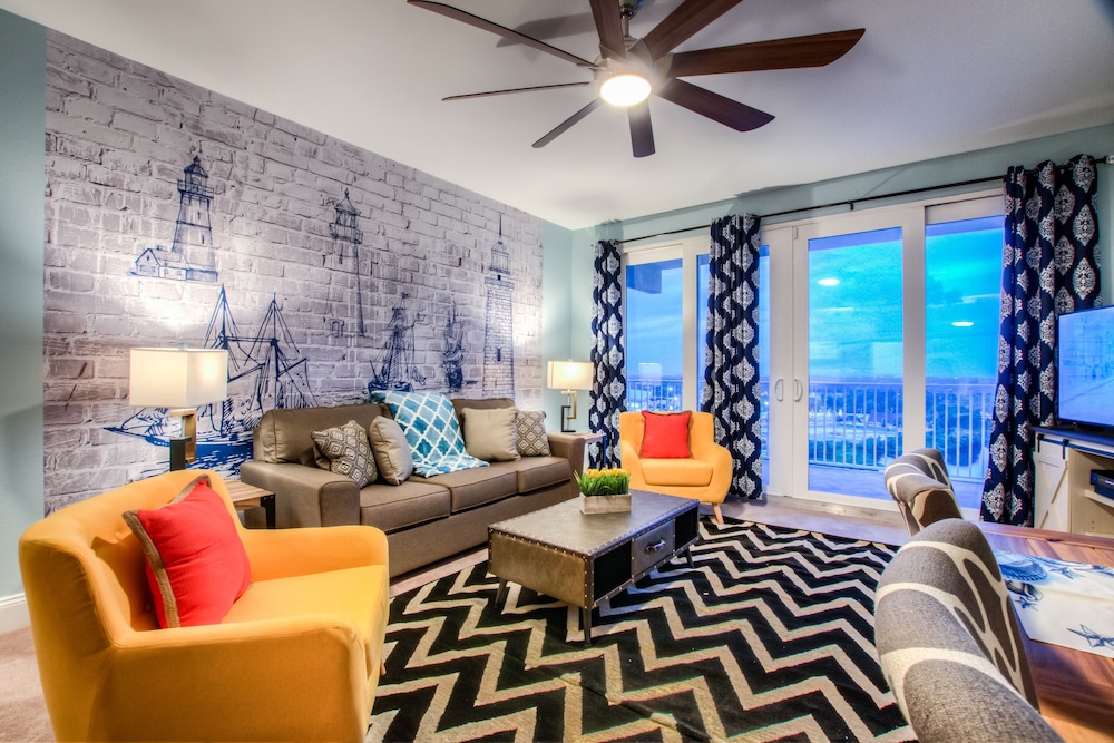 Laketown Wharf Resort by Aneliya's Rentals - photo 657
