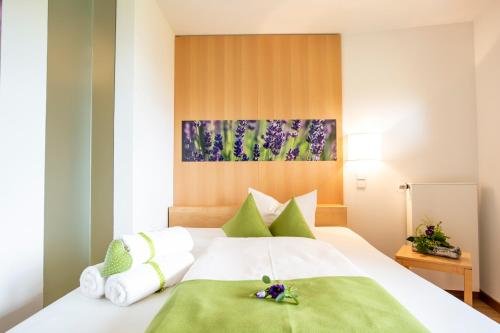 Hotel Alpenblick — hotel in Ohlstadt