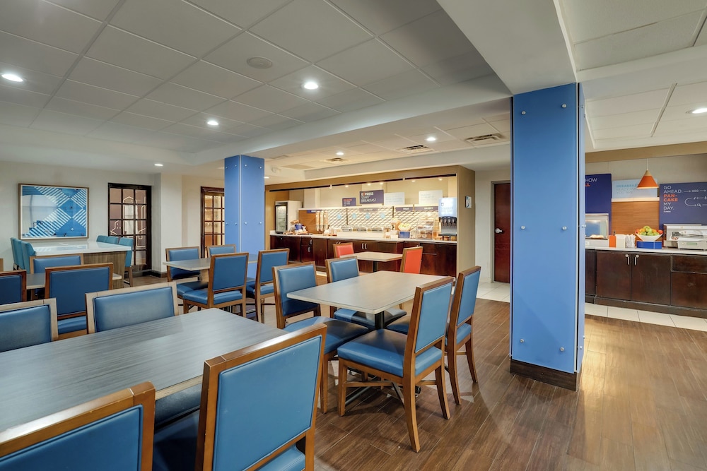 Holiday Inn Express Hotel & Suites Gadsden W Near Attalla by IHG - photo 76