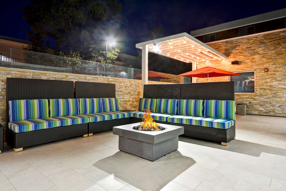 Home2 Suites by Hilton Livermore - photo 38