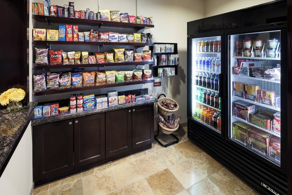 TownePlace Suites by Marriott San Antonio Airport - photo 18