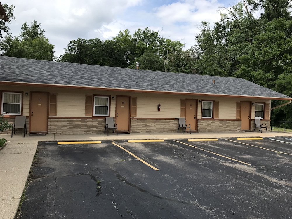 Parkview Motel - photo 38