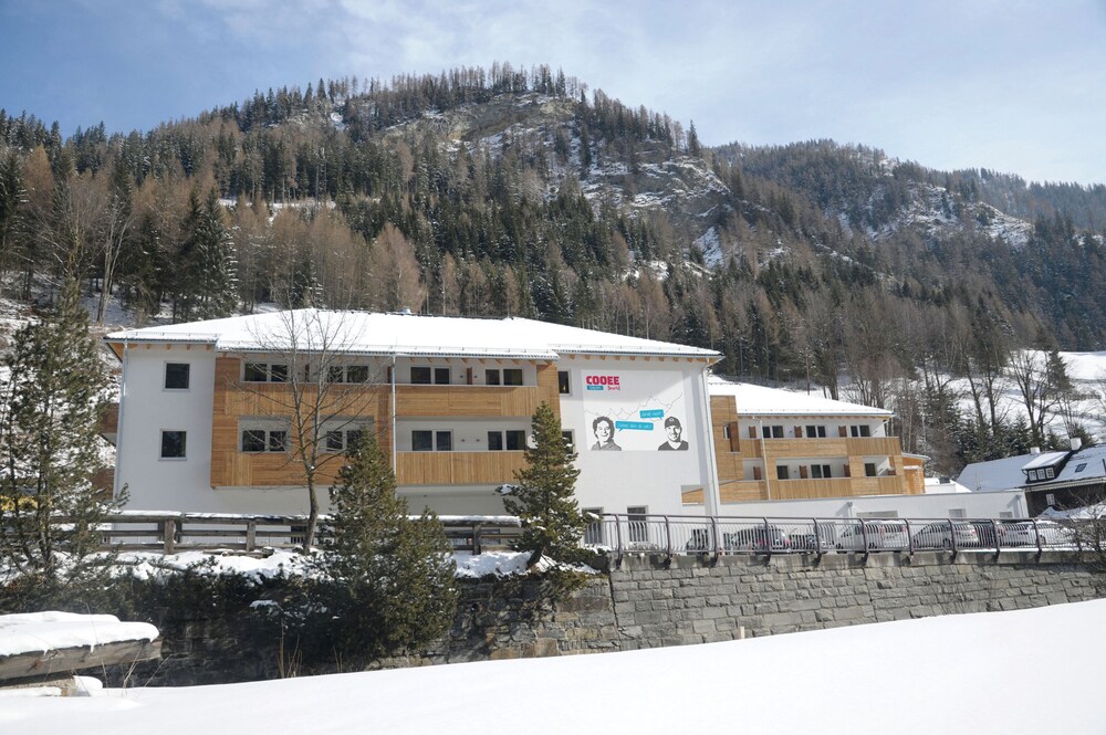 COOEE alpin Hotel Lungau — hotel in Zederhaus