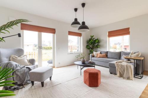 Modern Ground Floor Corner Flat with Rustic Patio — Bastad — photo 2
