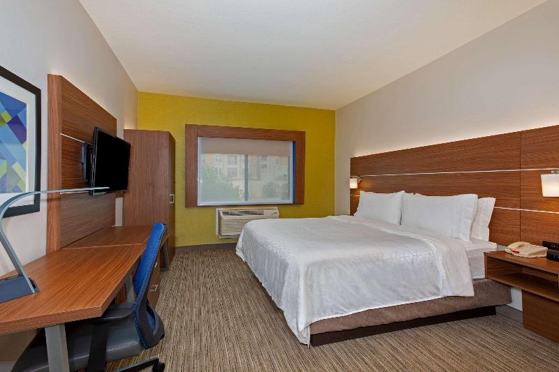 Sleep Inn & Suites Tempe ASU Campus - photo 58